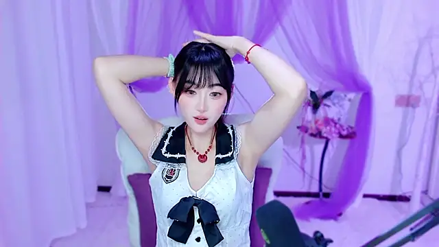 Tili Lucky online show from 05.26.26