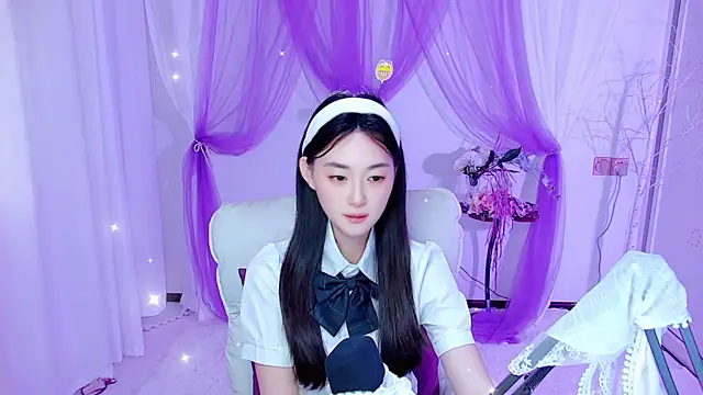 Tili Lucky online show from 06.11.26