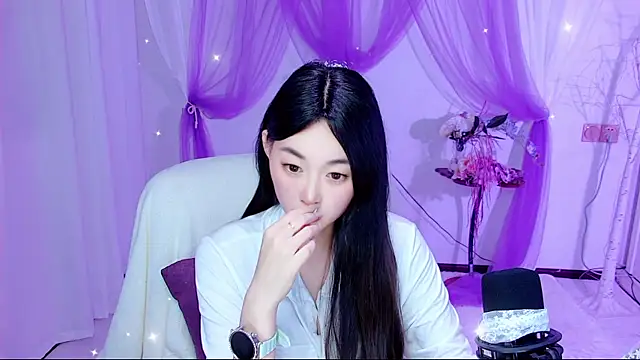 Tili Lucky online show from 07.07.26
