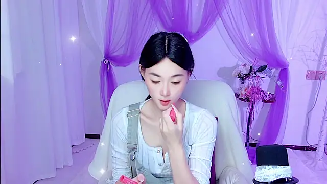 Tili Lucky online show from 07.08.26