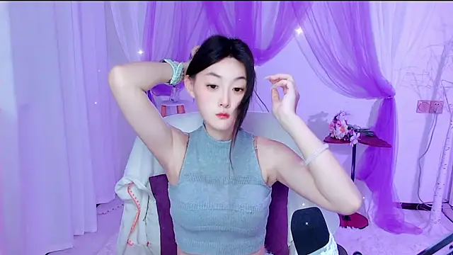 Tili Lucky online show from 07.14.26