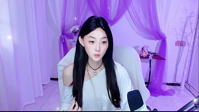 Tili Lucky online show from 07.18.26