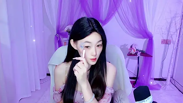 Tili Lucky online show from 07.19.26