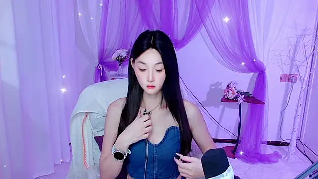 Tili Lucky online show from 07.20.26
