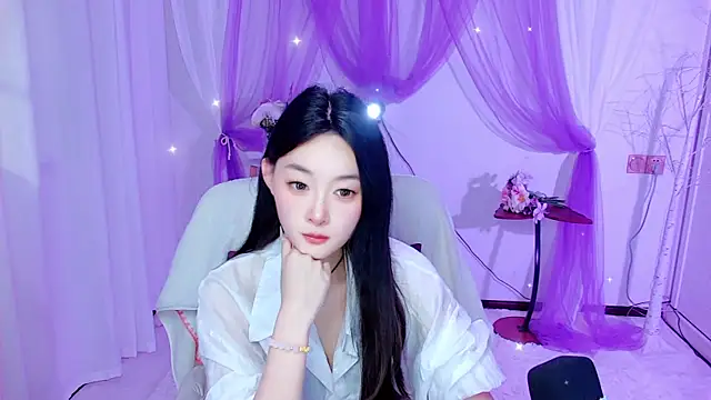 Tili Lucky online show from 07.22.26