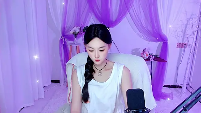 Tili Lucky online show from 07.22.26