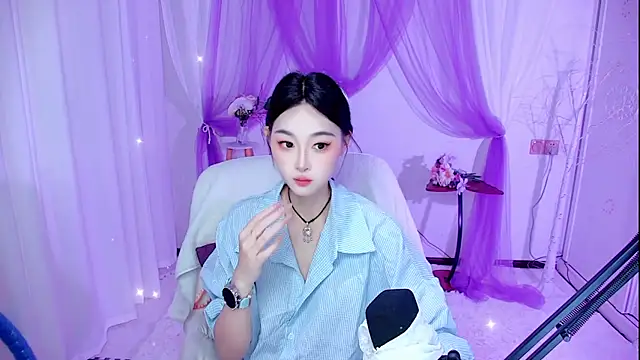 Tili Lucky online show from 08.02.26
