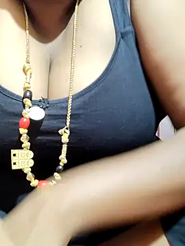 Snapshot of tamilkavitha123 chatting on 05.29.26 tamilkavitha123 online show from 05.29.26