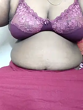 Snapshot of tamilkavitha123 chatting on 06.22.26 tamilkavitha123 online show from 06.22.26