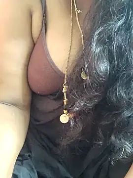 Snapshot of tamilkavitha123 chatting on 06.24.26 tamilkavitha123 online show from 06.24.26