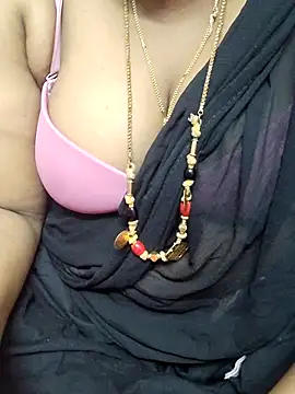 Snapshot of tamilkavitha123 chatting on 07.14.26 tamilkavitha123 online show from 07.14.26