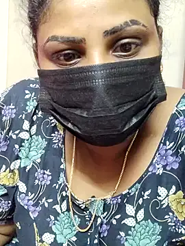 Snapshot of tamilkavitha123 chatting on 07.21.26 tamilkavitha123 online show from 07.21.26