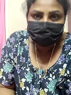 Snapshot of tamilkavitha123 chatting on 07.28.26 tamilkavitha123 online show from 07.28.26