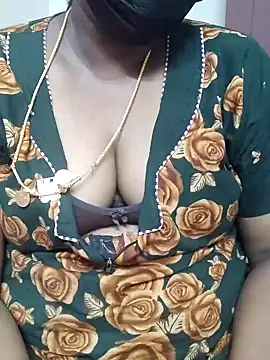 Snapshot of tamilkavitha123 chatting on 07.31.26 tamilkavitha123 online show from 07.31.26