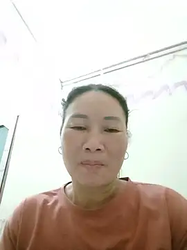 BlueGirlyeah online show from 05.18.26