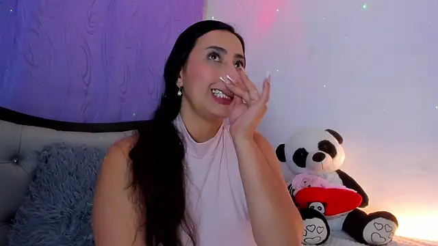 Snapshot of my__aleja chatting on 06.15.26 my aleja online show from 06.15.26