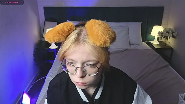 FoxxyyPolly online show from 06.05.26