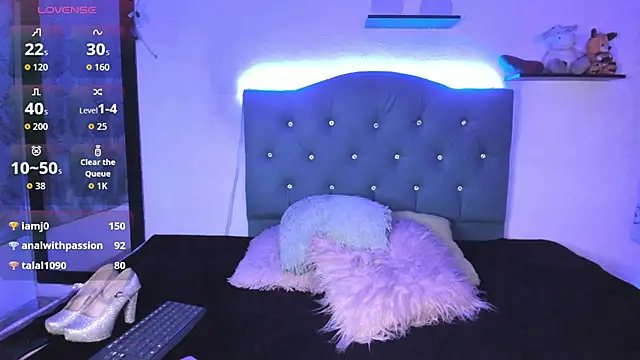 kelly messi online show from 07.07.26