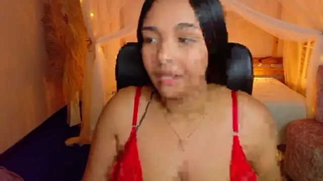 Snapshot of leoneriss chatting on 06.28.26 leoneriss online show from 06.28.26