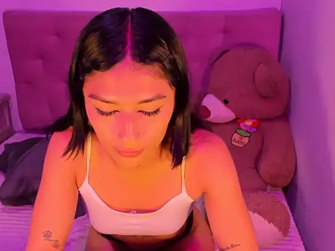 ChellFoxx online show from 06.14.26