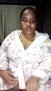Snapshot of ChubbyMidgetxxx19 chatting on 07.15.26 ChubbyMidgetxxx19 online show from 07.15.26