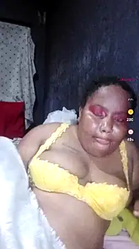 Snapshot of ChubbyMidgetxxx19 chatting on 07.23.26 ChubbyMidgetxxx19 online show from 07.23.26