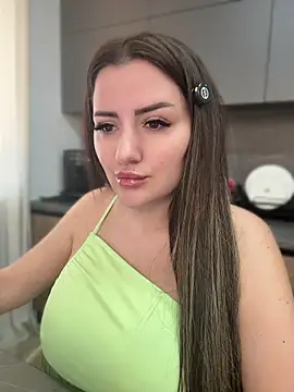 SophiePale online show from 05.06.26