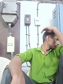 Hot-Parinda200 online show from 06.19.26