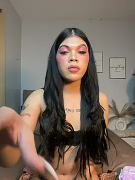 DanikaLovve online show from 05.10.26