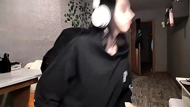 NightFoxxx online show from 06.16.26