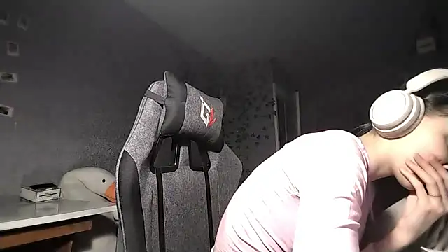 NightFoxxx online show from 06.26.26