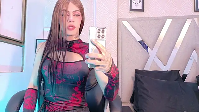 KarolFoxxi   online show from 06.06.26