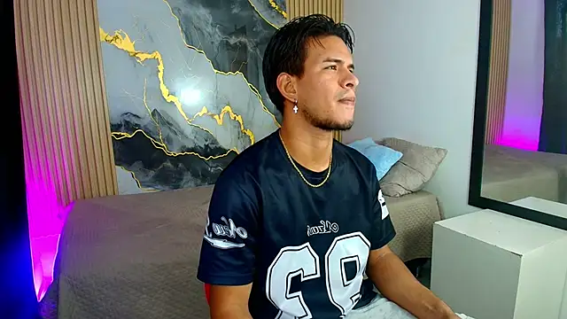 JacobWolf   online show from 06.11.26