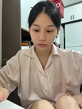 cuteluky18 online show from 05.14.26