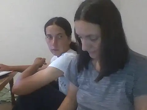 Snapshot of Kimmy_Webb chatting on 06.19.26 Kimmy Webb online show from 06.19.26