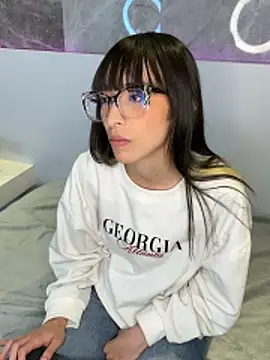 EmiliaBell  online show from 05.29.26