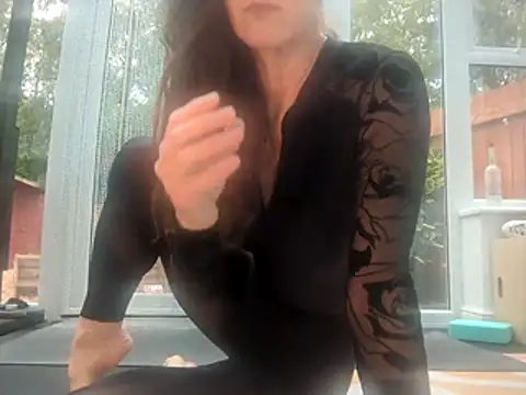 Lady T  online show from 05.19.26