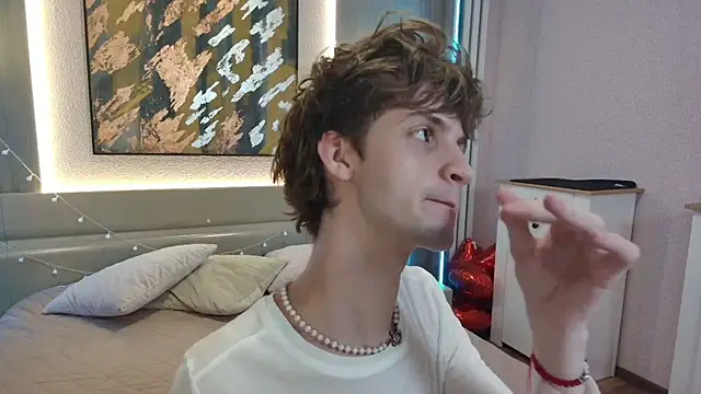 Bimbo boy  online show from 06.11.26
