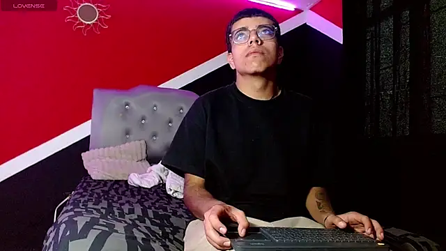 handrew 777 online show from 05.09.26