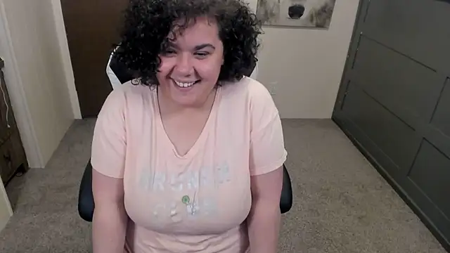 Snapshot of SweetPuertoRicanBliss chatting on 05.20.26 SweetPuertoRicanBliss online show from 05.20.26