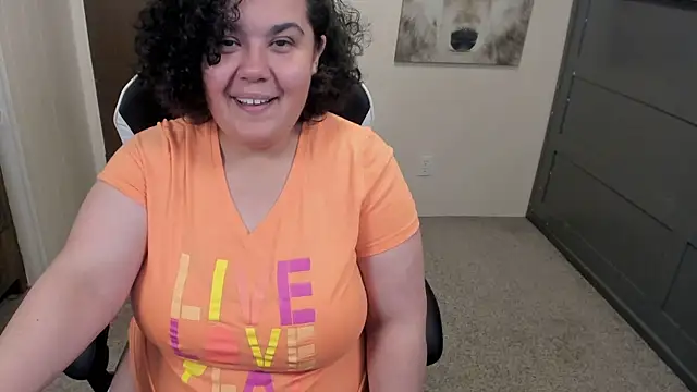 Snapshot of SweetPuertoRicanBliss chatting on 05.21.26 SweetPuertoRicanBliss online show from 05.21.26