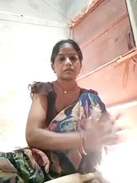 Snapshot of CHANDNi_700 chatting on 05.31.26 CHANDNi 700 online show from 05.31.26