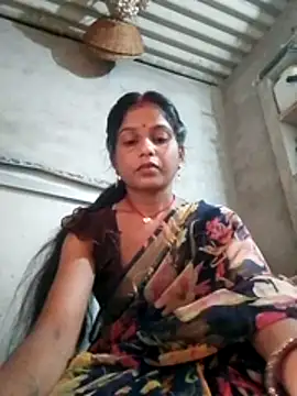 Snapshot of CHANDNi_700 chatting on 06.02.26 CHANDNi 700 online show from 06.02.26