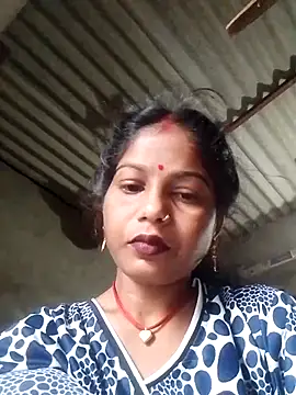 Snapshot of CHANDNi_700 chatting on 06.04.26 CHANDNi 700 online show from 06.04.26