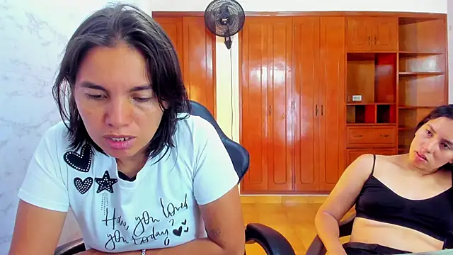 Soffy and Emily online show from 06.03.26
