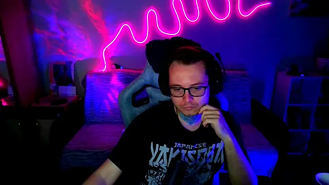 MeLanXolik online show from 06.06.26