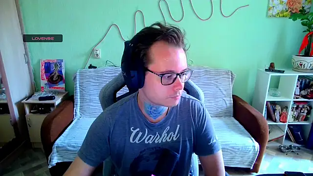MeLanXolik online show from 06.13.26