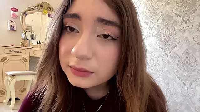 Snapshot of Rosie_Sweety chatting on 06.16.26 Rosie Sweety online show from 06.16.26