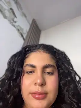 Yassy 11 online show from 06.04.26