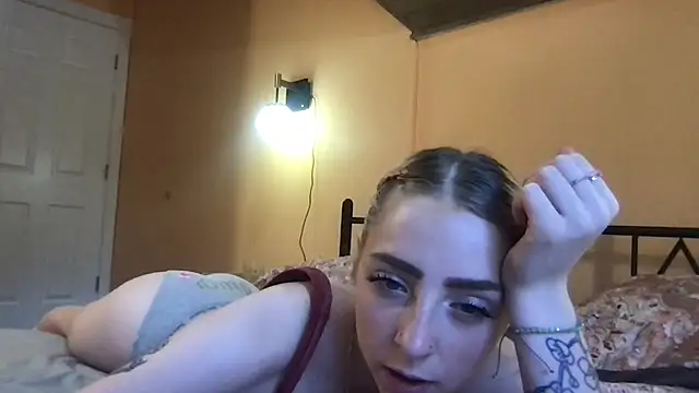 Roxybluee online show from 06.03.26